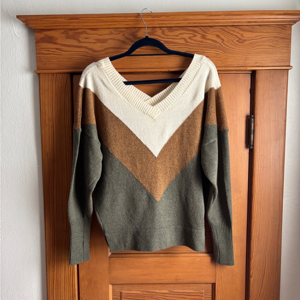 Prana Norfolk V-Neck Sweater Size Small New with Tags